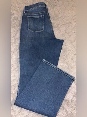 Chico’s medium wash The Platinum Barely Bootcut jeans Size 2 cotton blend